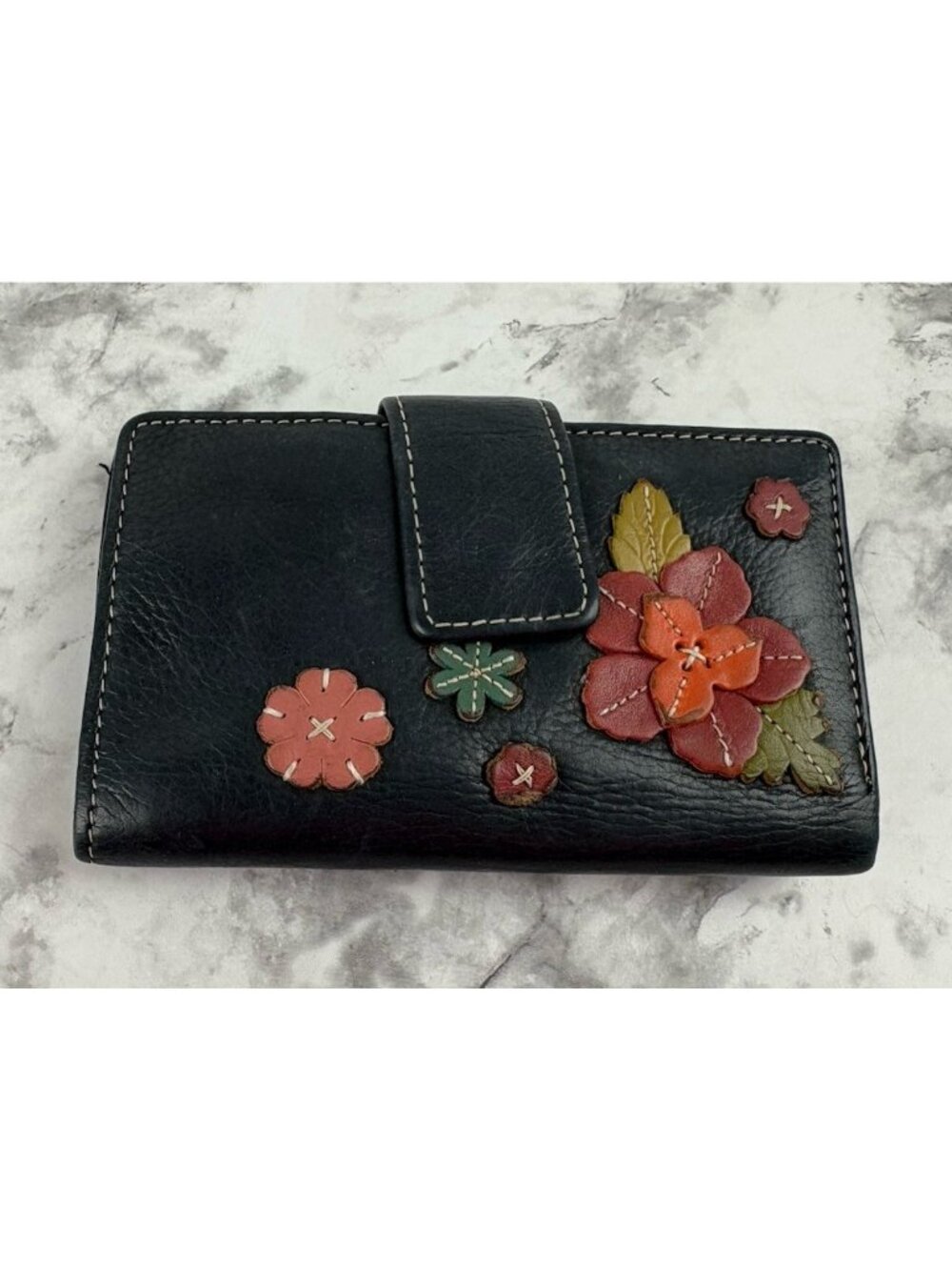 *Vintage Tr-Fold Wallet Black Leather Floral Applique Snap Close